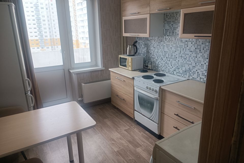 Сдаётся 2-комнатная квартира, 57 м²