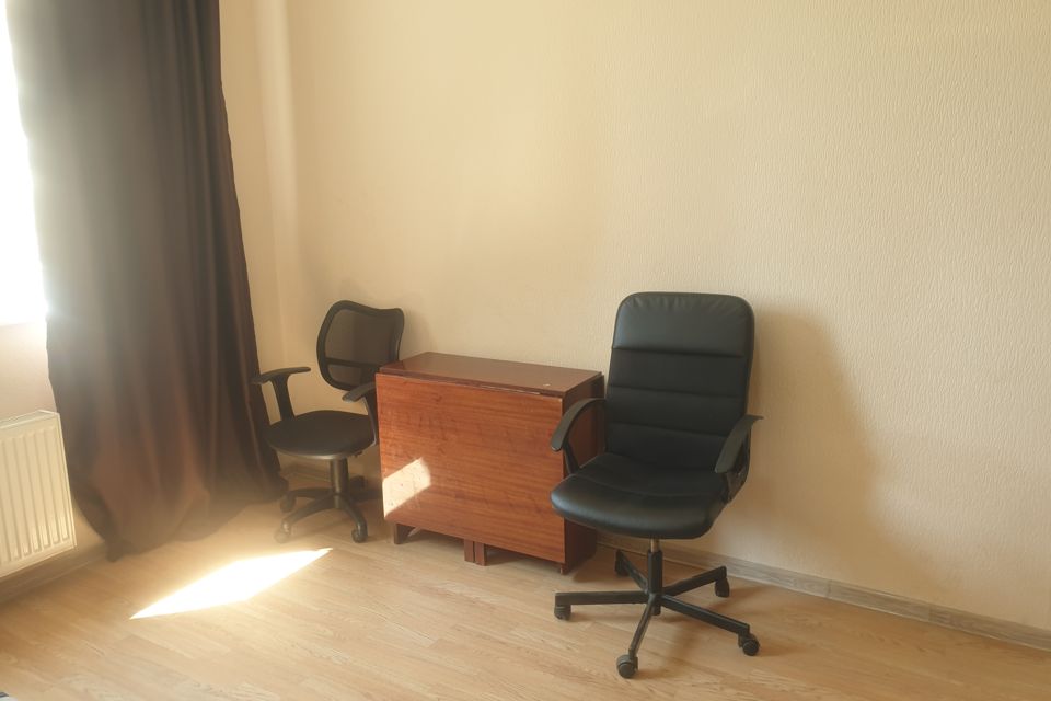 Сдаётся 1-комнатная квартира, 33 м²
