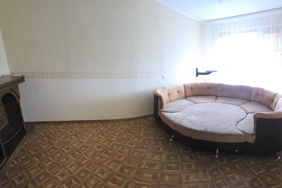 Сдаётся 4-комнатная квартира, 110 м²