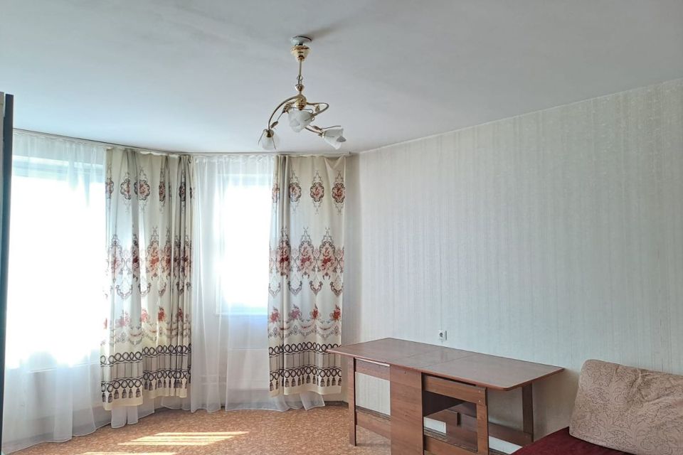 Сдаётся 2-комнатная квартира, 70 м²