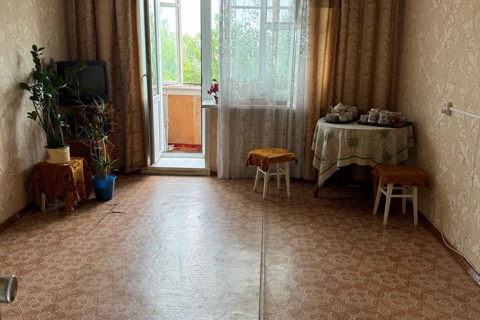 Сдаётся 3-комнатная квартира, 57.7 м²