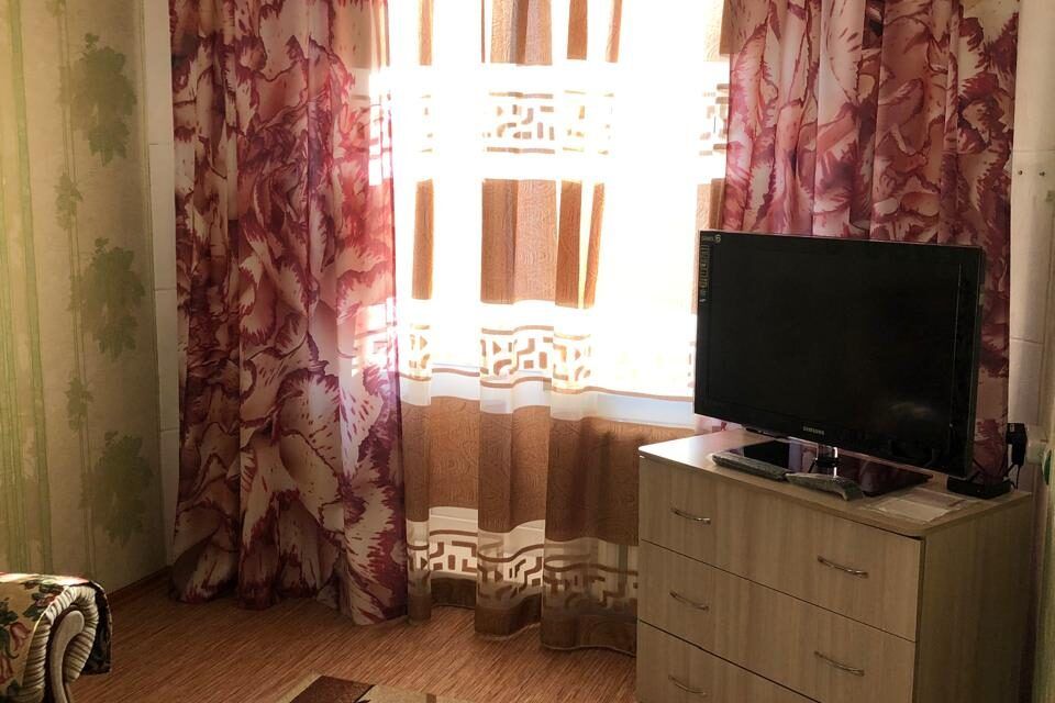Сдаётся 1-комнатная квартира, 32 м²