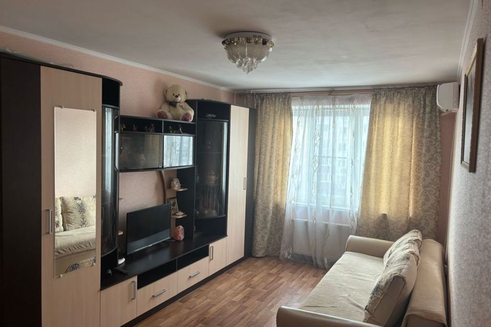 Сдаётся 1-комнатная квартира, 35 м²