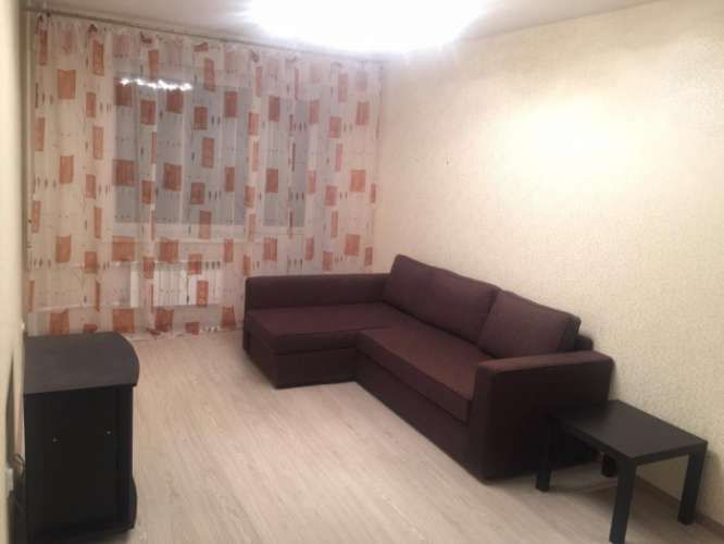 Сдаётся 1-комнатная квартира, 38 м²