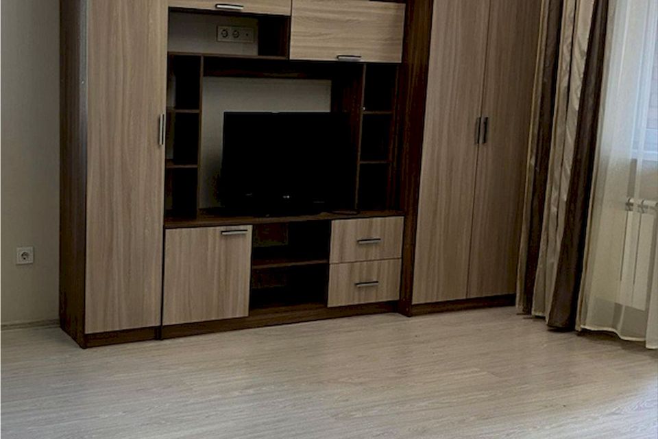 Сдаётся 1-комнатная квартира, 35 м²