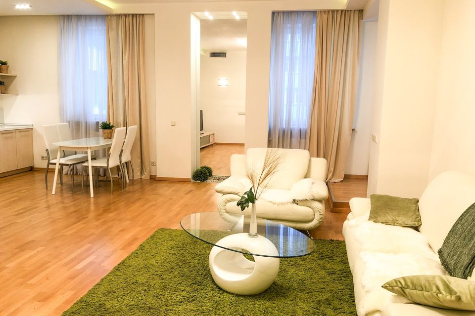 Сдаётся 2-комнатная квартира, 74.4 м²