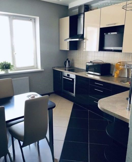 Сдаётся 2-комнатная квартира, 53.6 м²