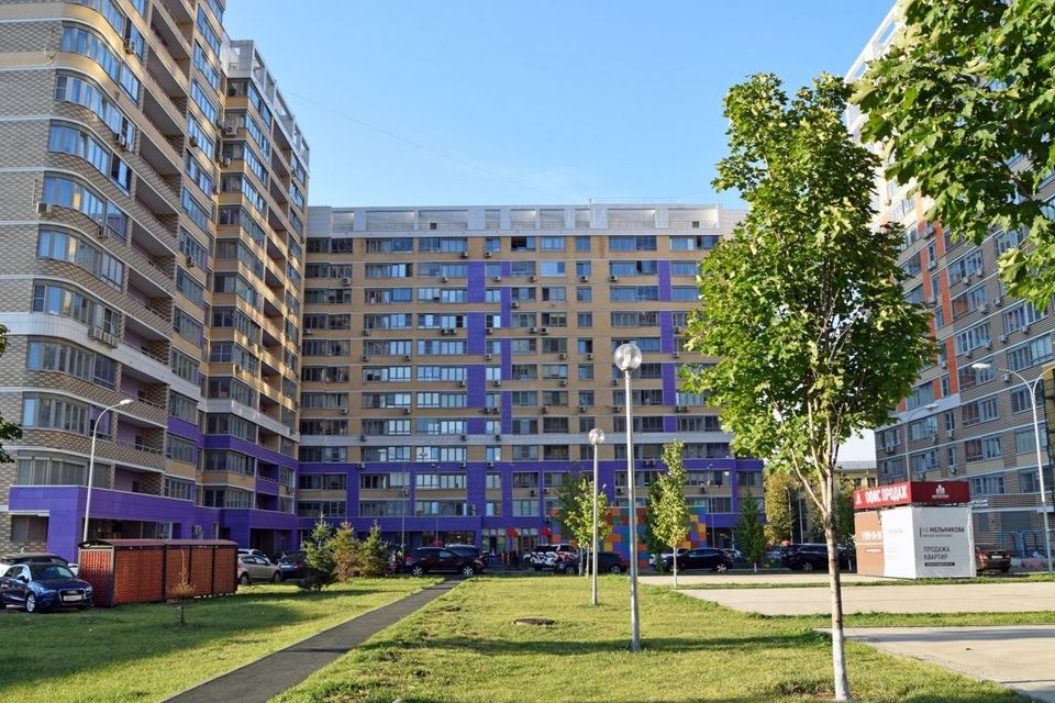 Сдаётся 1-комнатная квартира, 54 м²