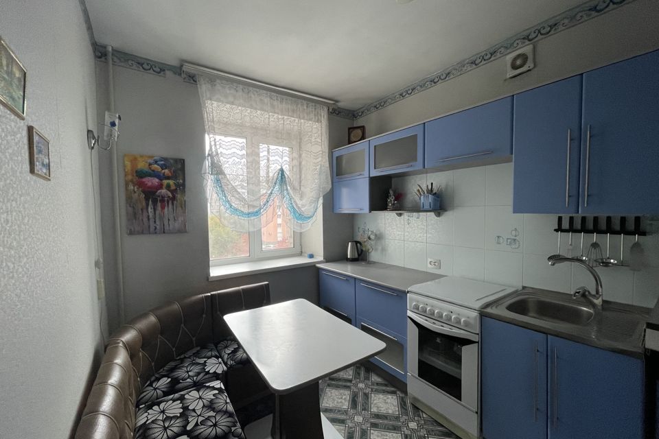 Сдаётся 2-комнатная квартира, 60 м²