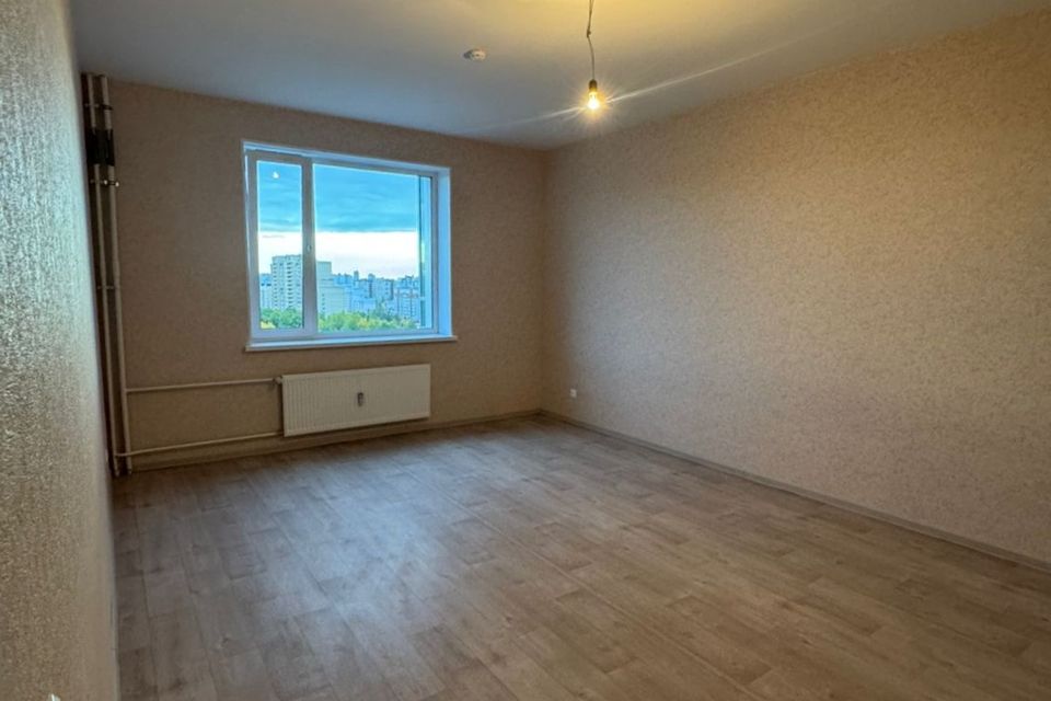 Сдаётся 4-комнатная квартира, 100 м²