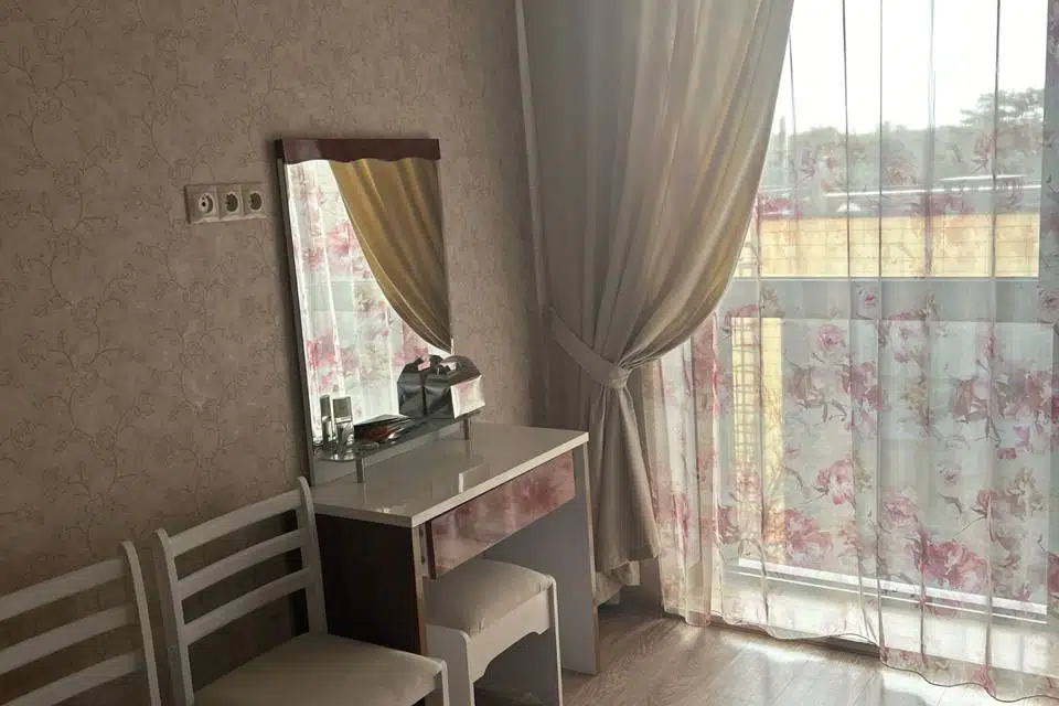 Сдаётся 2-комнатная квартира, 66.3 м²
