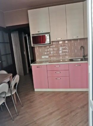 Сдаётся 1-комнатная квартира, 42 м²