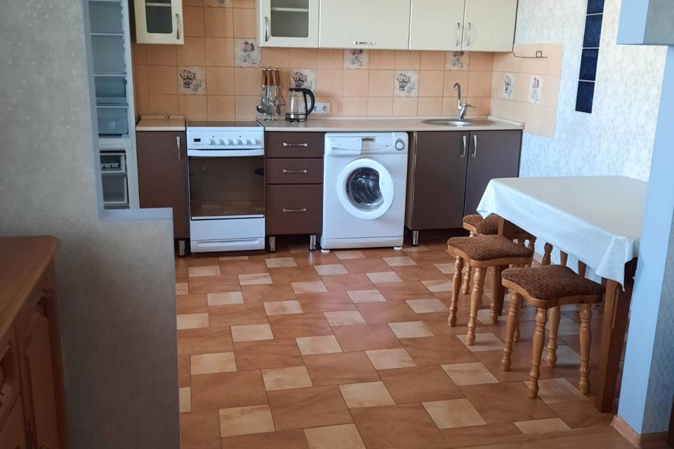 Сдаётся 1-комнатная квартира, 50 м²