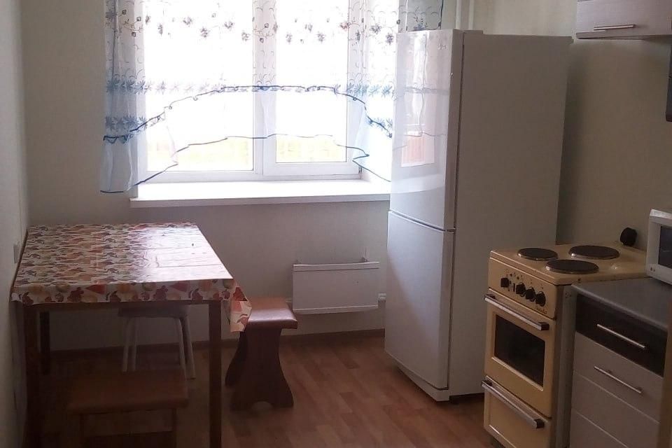 Сдаётся 1-комнатная квартира, 40 м²