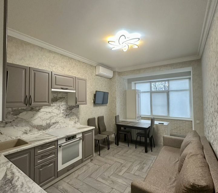Сдаётся 1-комнатная квартира, 49 м²