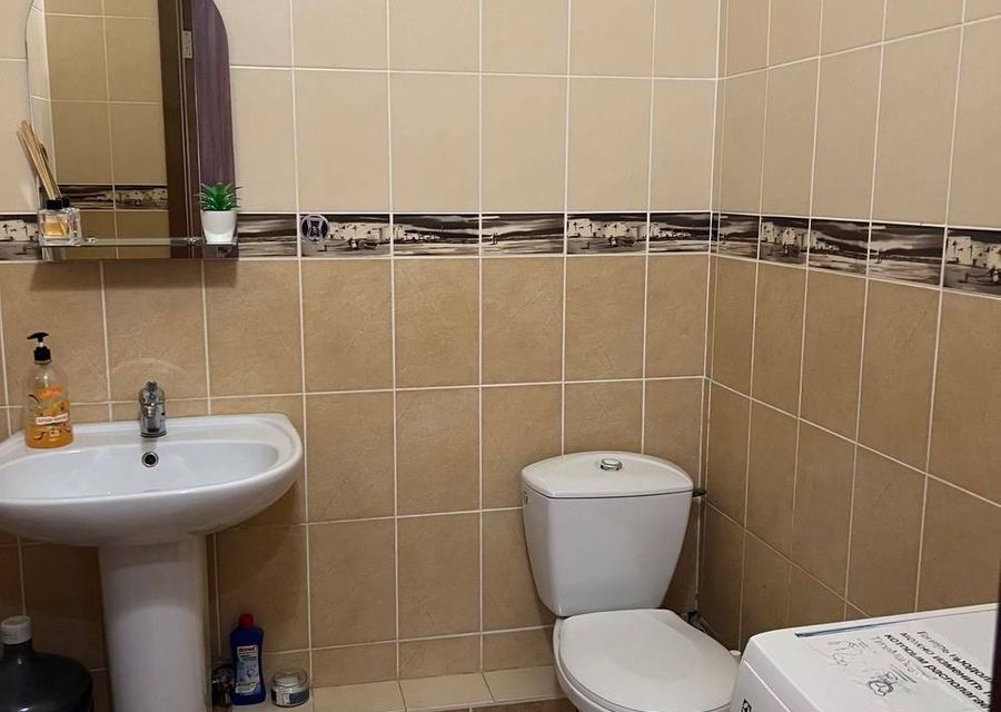 Сдаётся 2-комнатная квартира, 67 м²