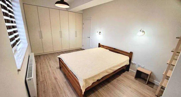Сдаётся 2-комнатная квартира, 58 м²