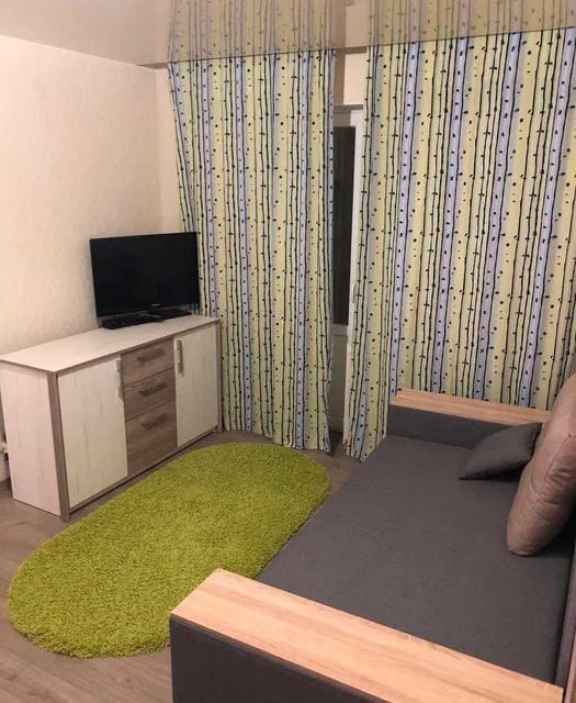 Сдаётся 1-комнатная квартира, 37 м²