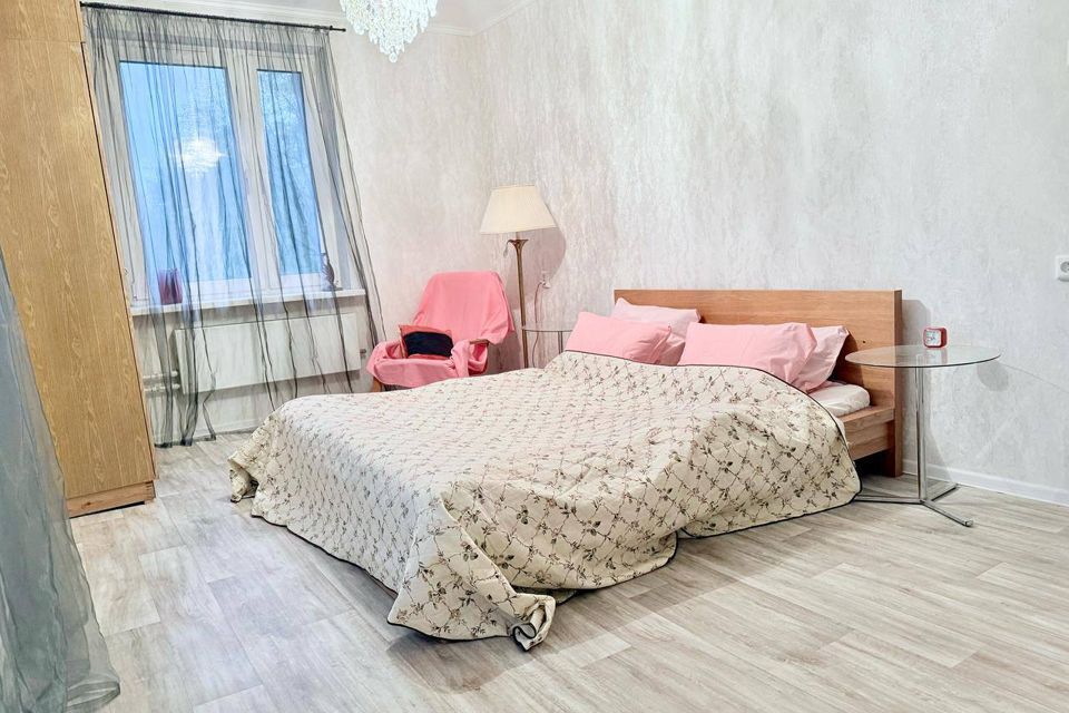 Сдаётся 1-комнатная квартира, 42 м²
