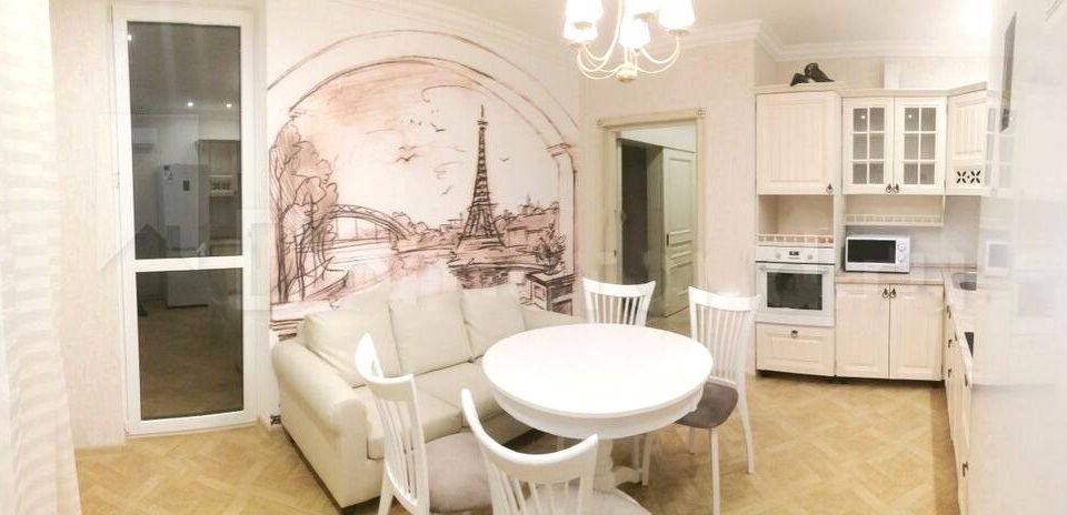 Сдаётся 2-комнатная квартира, 60 м²