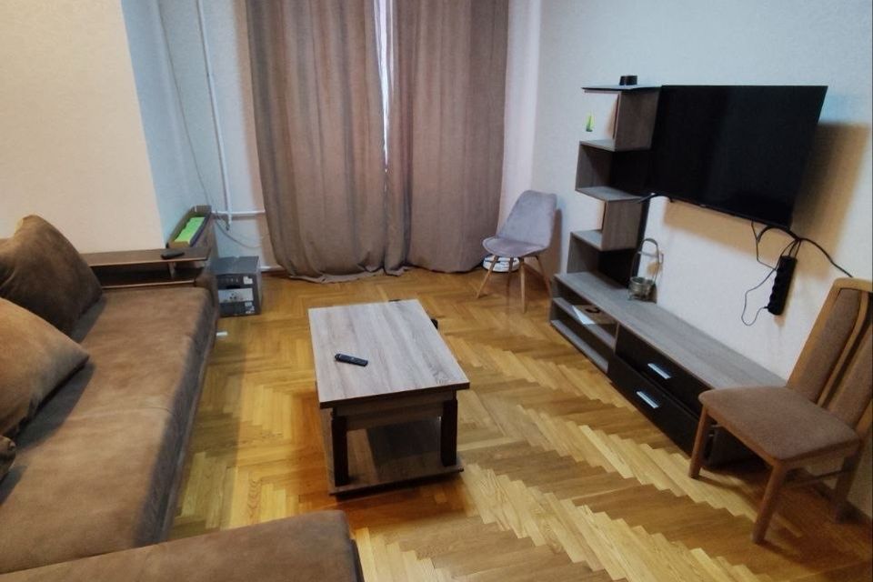 Сдаётся 4-комнатная квартира, 63 м²