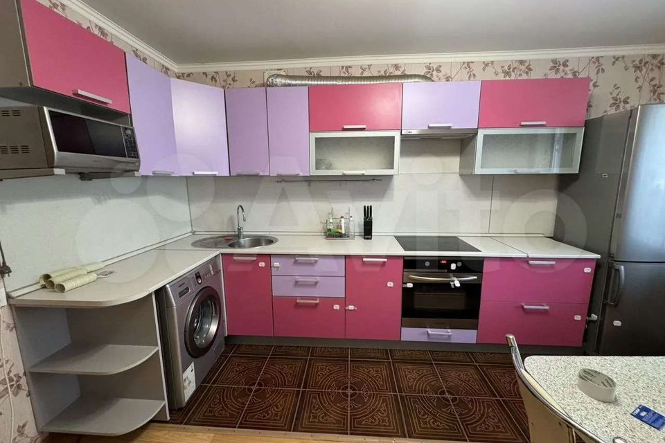 Сдаётся 1-комнатная квартира, 49 м²