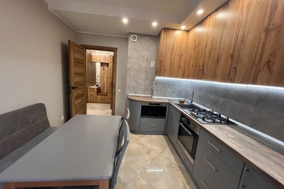 Сдаётся 1-комнатная квартира, 37 м²