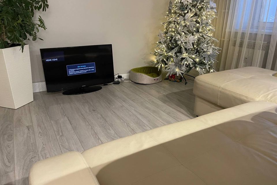 Сдаётся 1-комнатная квартира, 59.5 м²