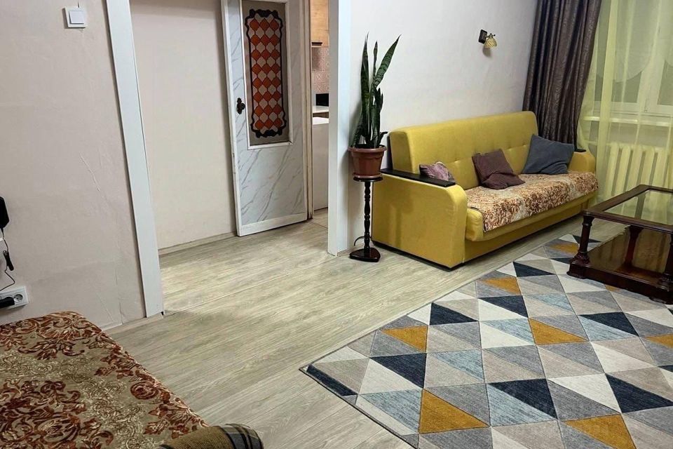 Сдаётся 1-комнатная квартира, 43 м²