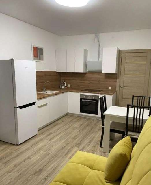 Сдаётся 1-комнатная квартира, 54 м²