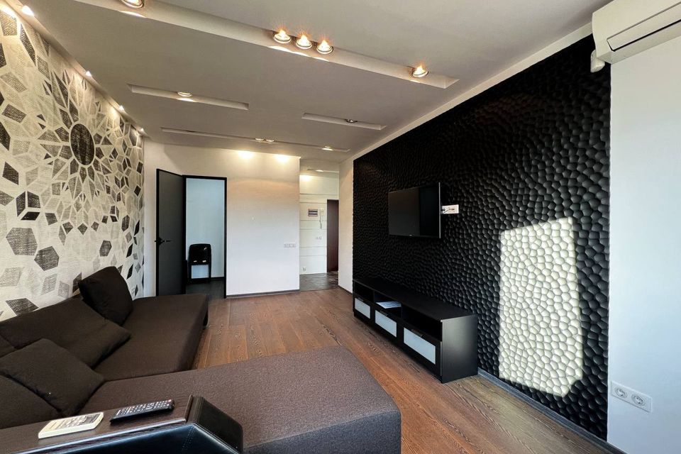 Сдаётся 1-комнатная квартира, 49 м²