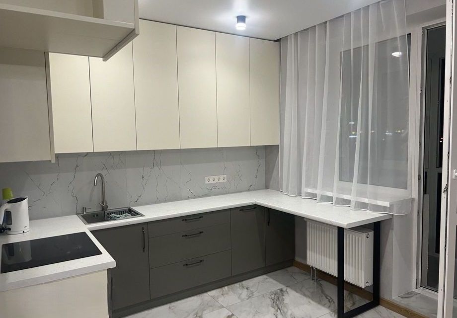Сдаётся 2-комнатная квартира, 65 м²
