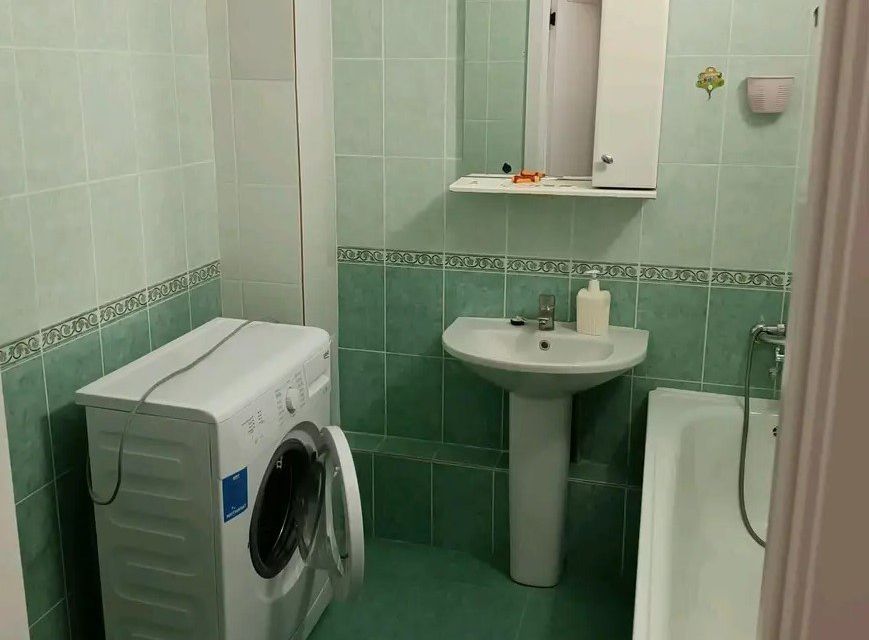 Сдаётся 2-комнатная квартира, 52 м²