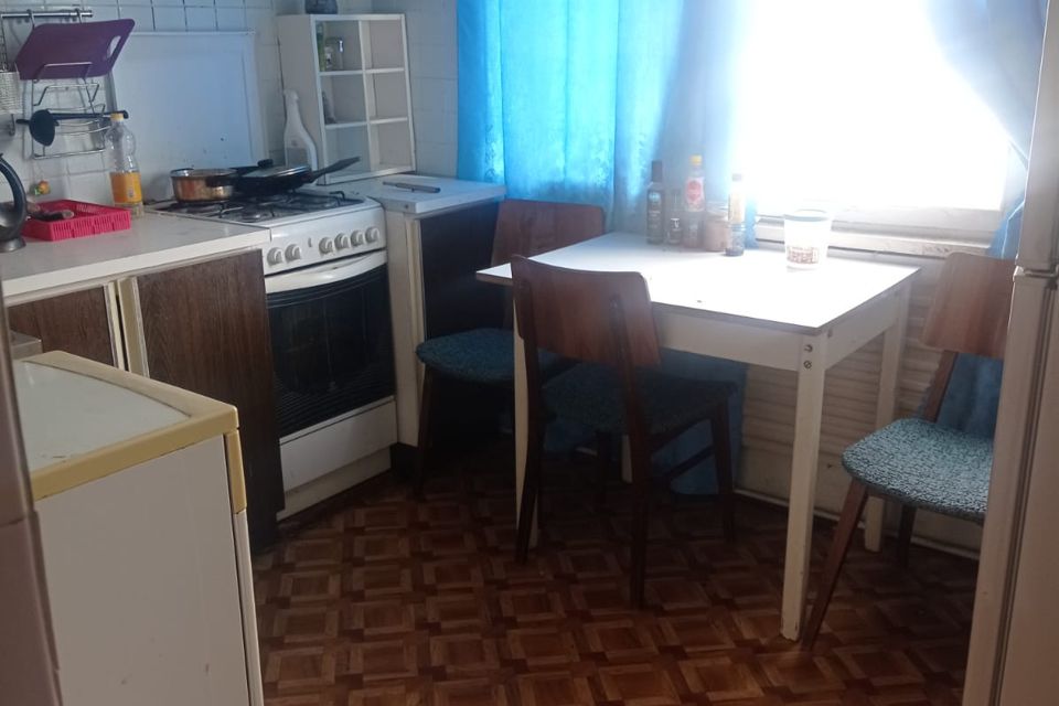 Сдаётся 2-комнатная квартира, 54 м²