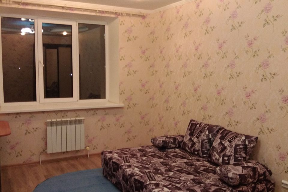 Сдаётся 2-комнатная квартира, 62.4 м²