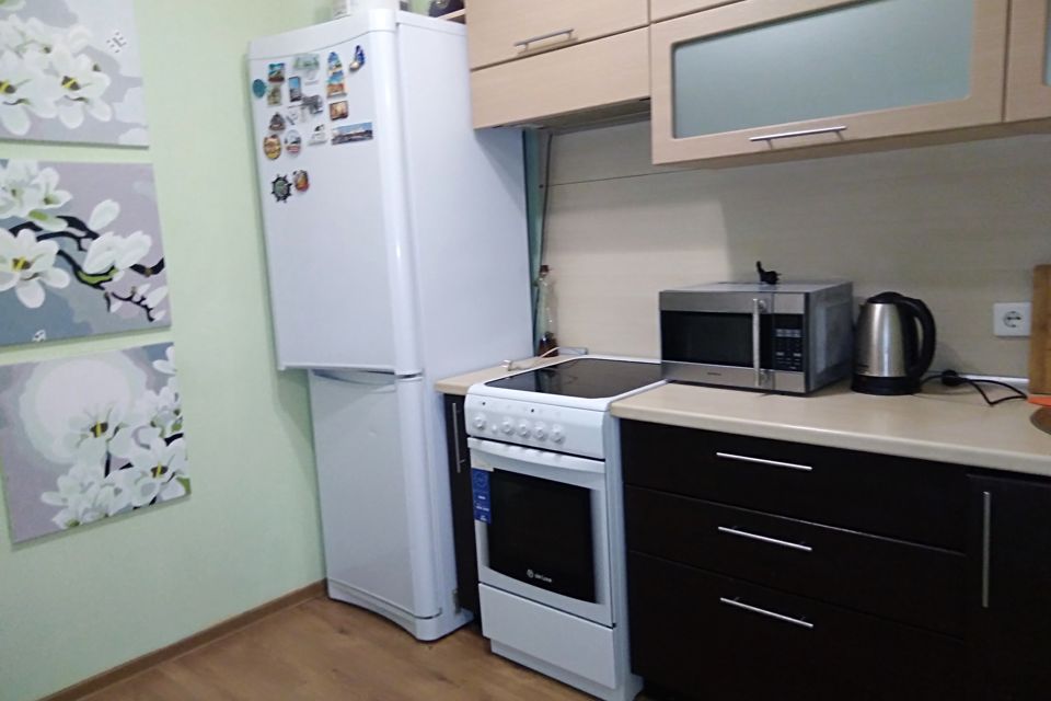 Сдаётся 1-комнатная квартира, 39 м²