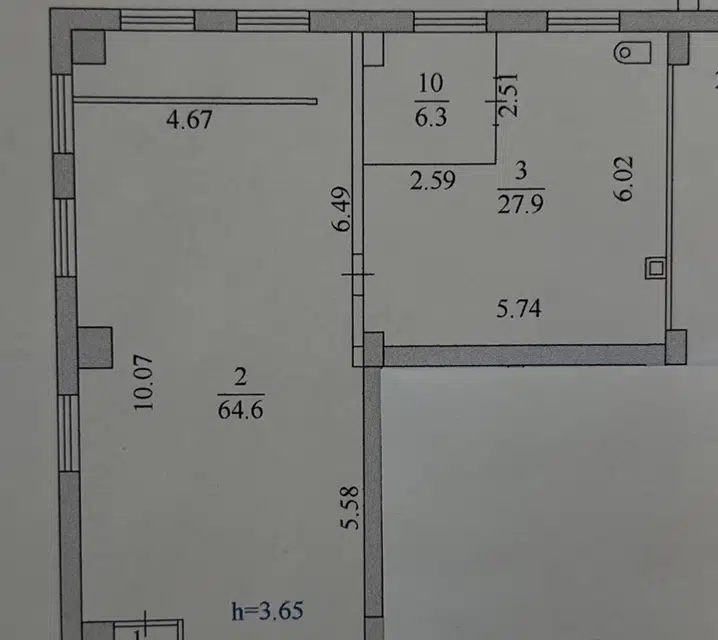 Сдаётся торговое помещение, 100 м²