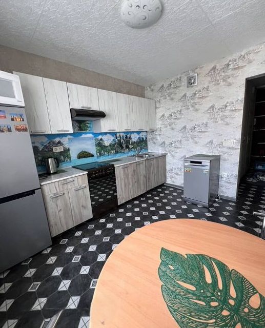 Сдаётся 3-комнатная квартира, 55.2 м²