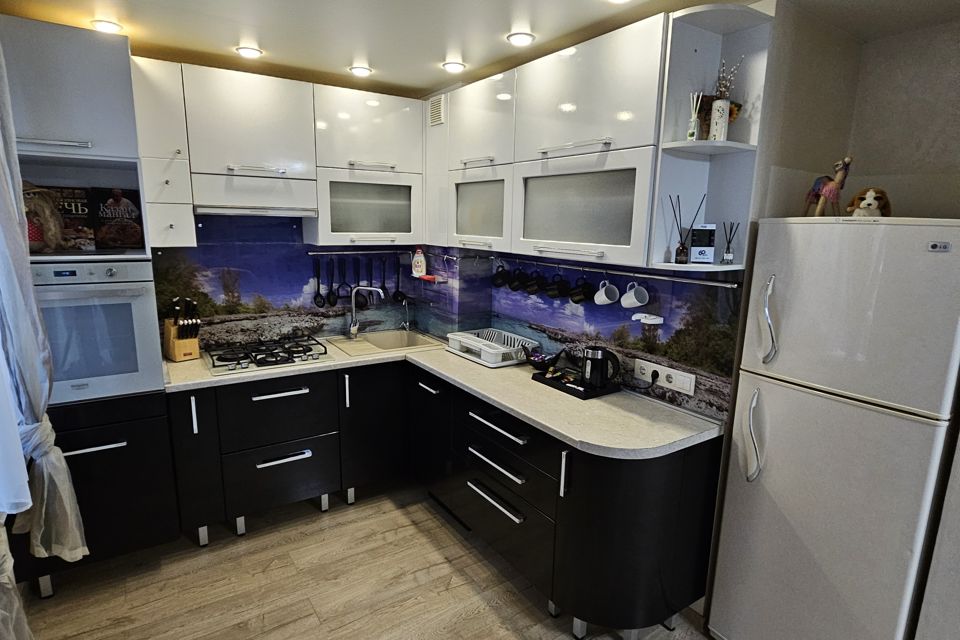 Сдаётся 2-комнатная квартира, 70 м²
