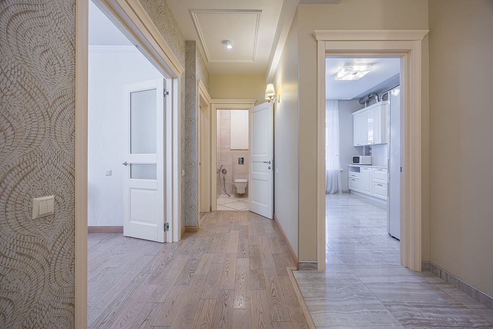 Сдаётся 2-комнатная квартира, 98 м²
