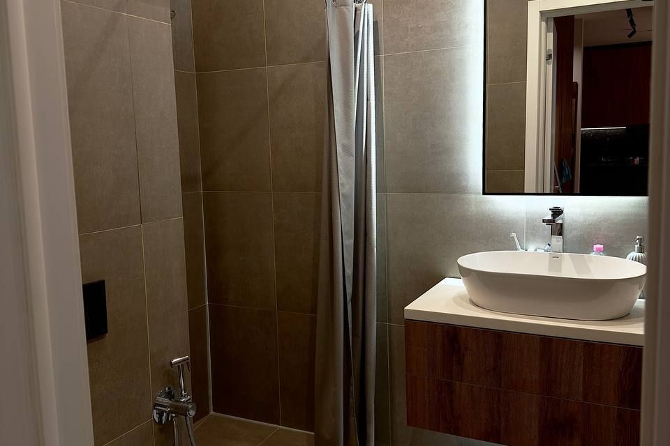 Сдаётся 2-комнатная квартира, 56 м²