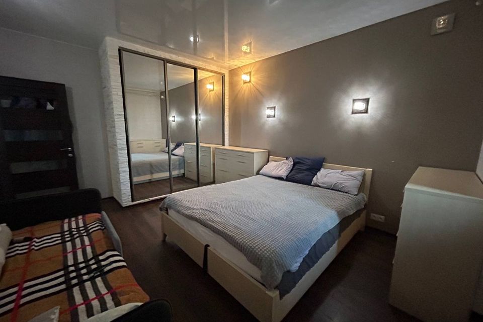 Сдаётся 2-комнатная квартира, 56 м²