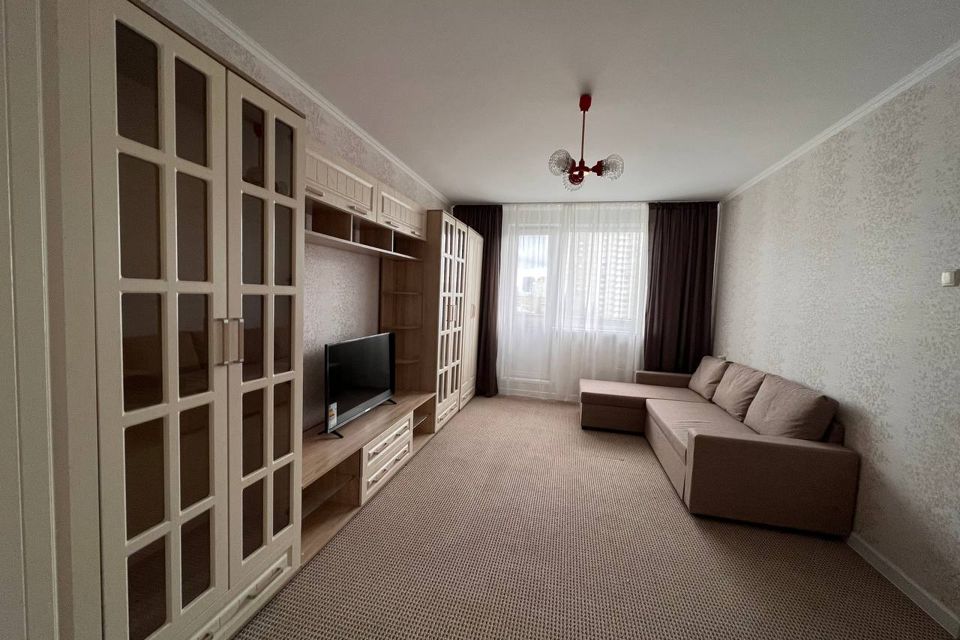 Сдаётся 1-комнатная квартира, 38 м²