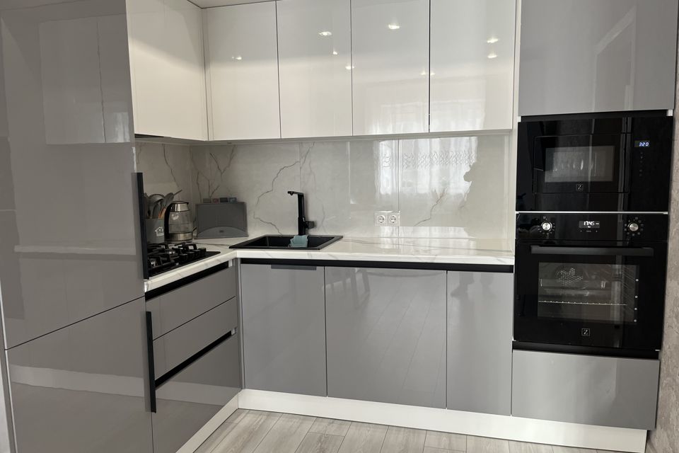 Сдаётся 2-комнатная квартира, 59 м²