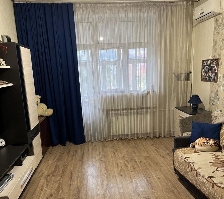 Сдаётся 2-комнатная квартира, 61 м²