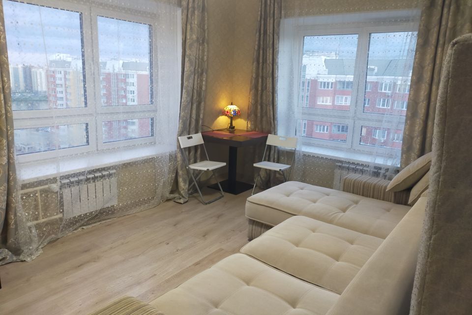 Сдаётся 2-комнатная квартира, 56.6 м²