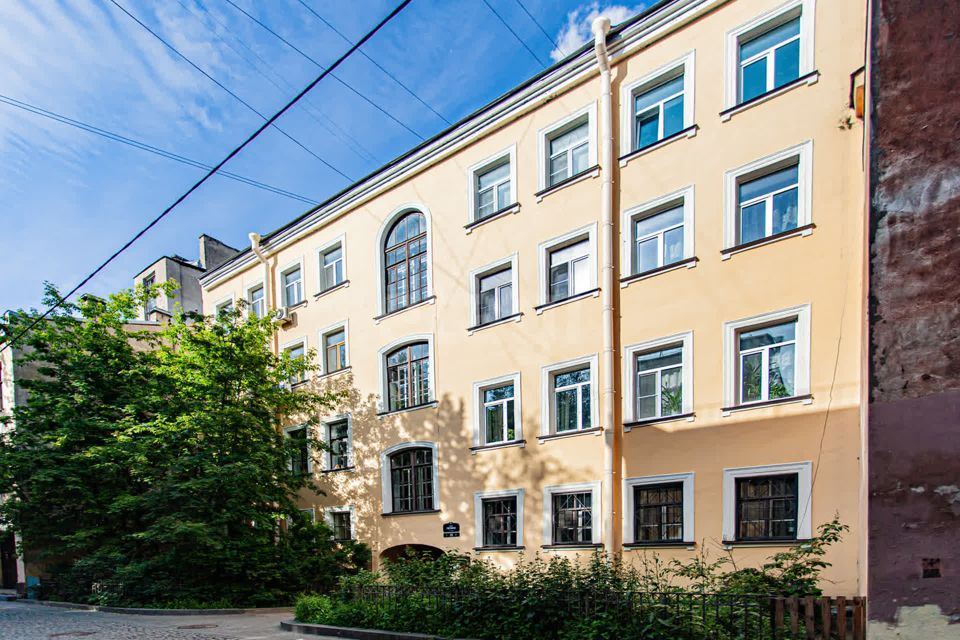 Сдаётся 2-комнатная квартира, 56 м²