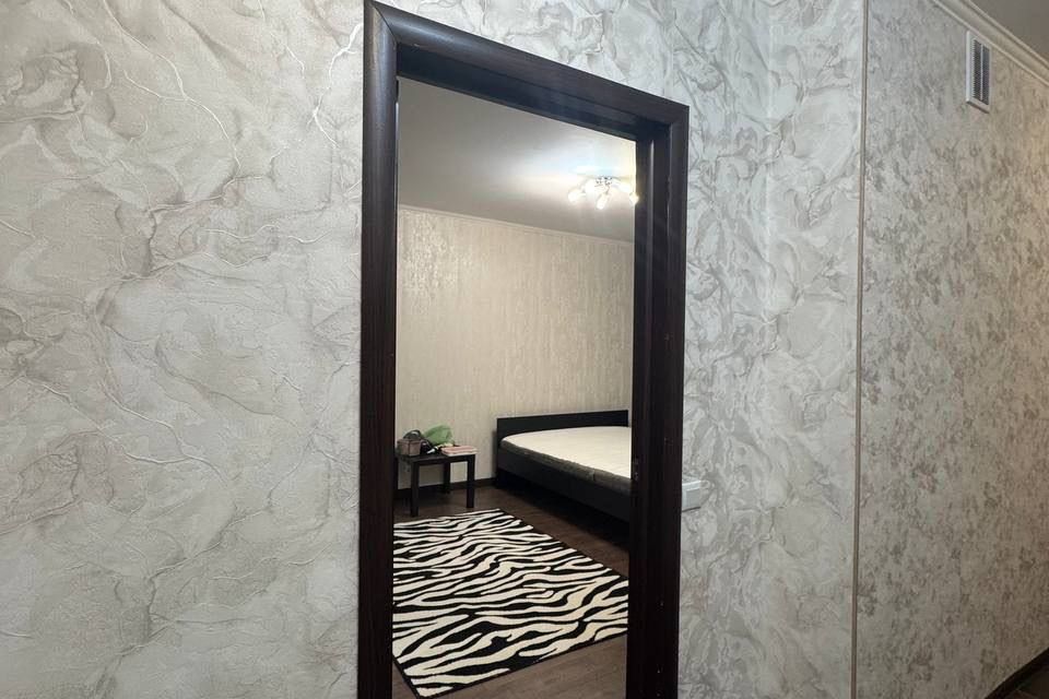 Сдаётся 1-комнатная квартира, 35 м²