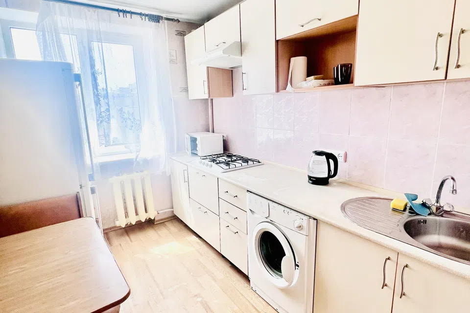 Сдаётся 2-комнатная квартира, 54 м²