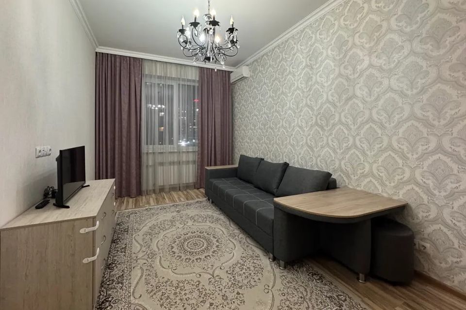 Сдаётся 1-комнатная квартира, 46 м²